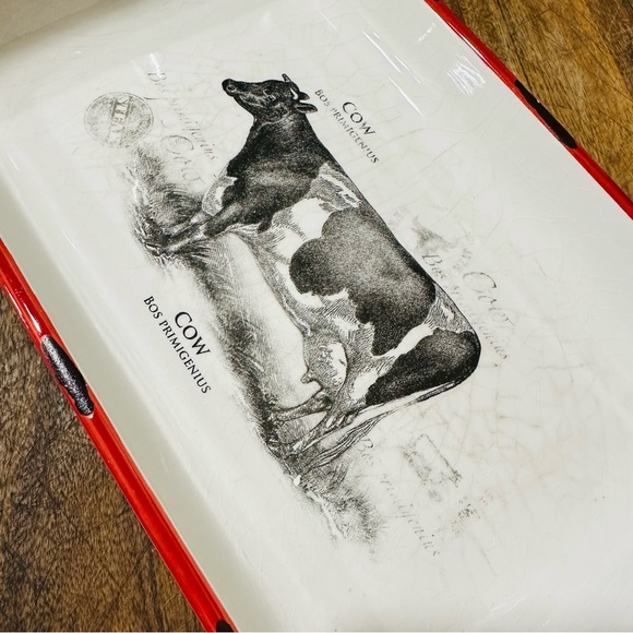 FARMHOUSE Red and White Serving platter with Vintage Cow Design white black red - Picture 3 of 8